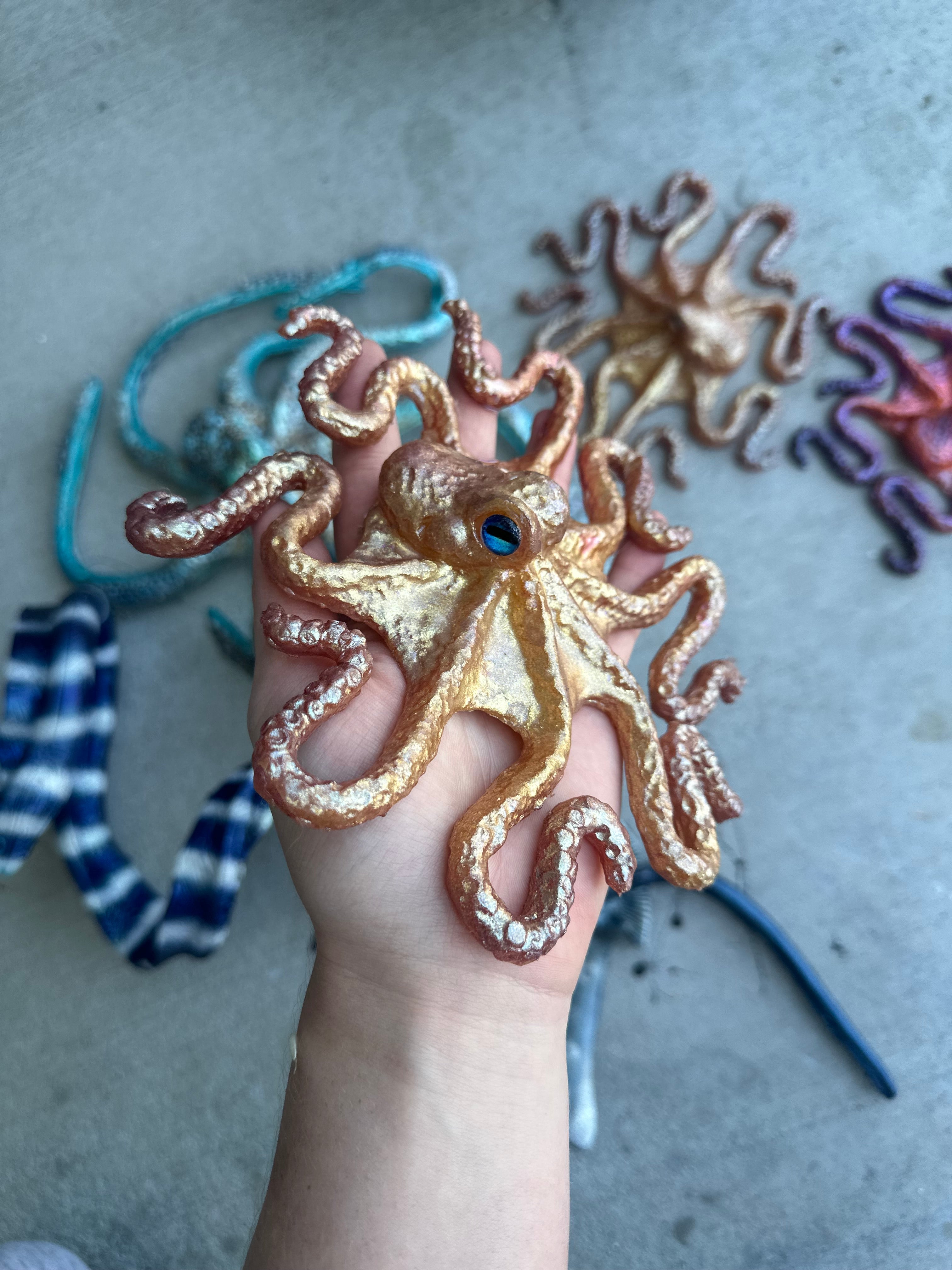 Pre-made Accessories/Dive Toys